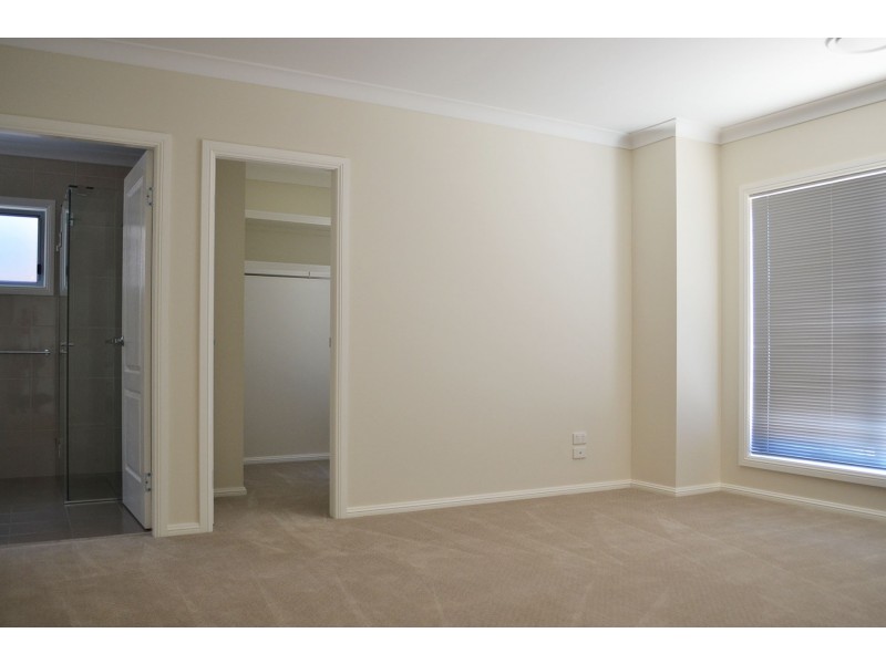 1/78 Stirling Boulevard, Tatton NSW 2650
