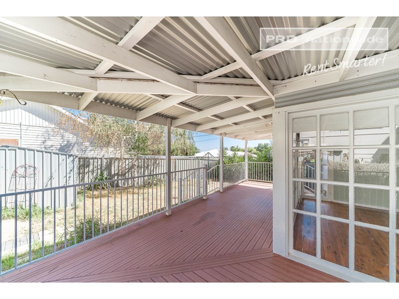 2 Rudd Street, Turvey Park NSW 2650