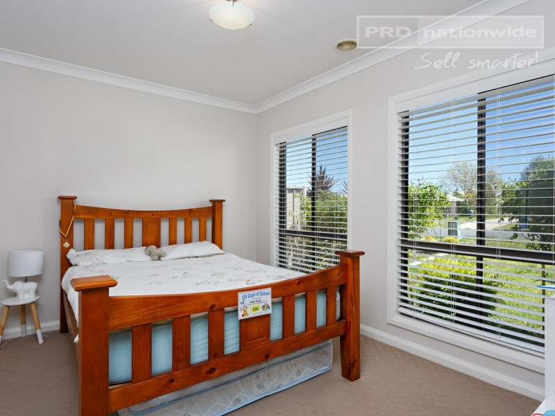 56 Messenger Avenue, Boorooma NSW 2650