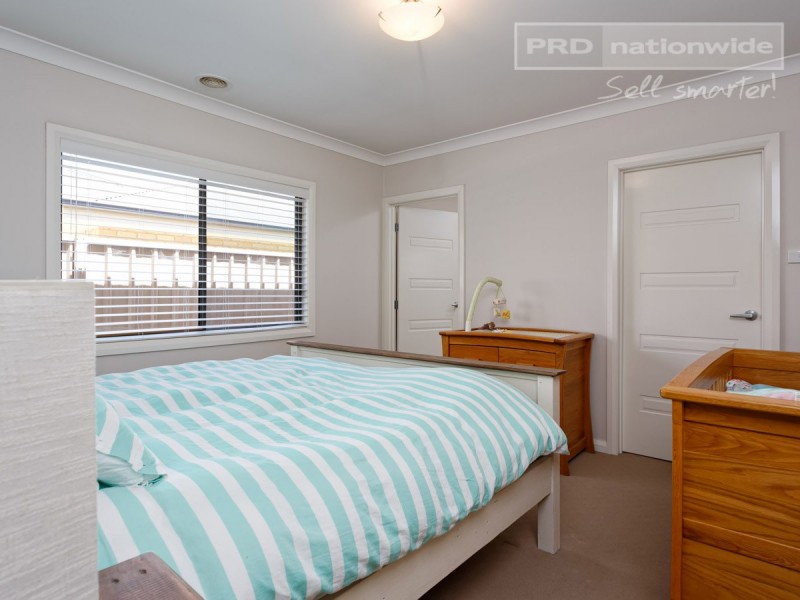 56 Messenger Avenue, Boorooma NSW 2650