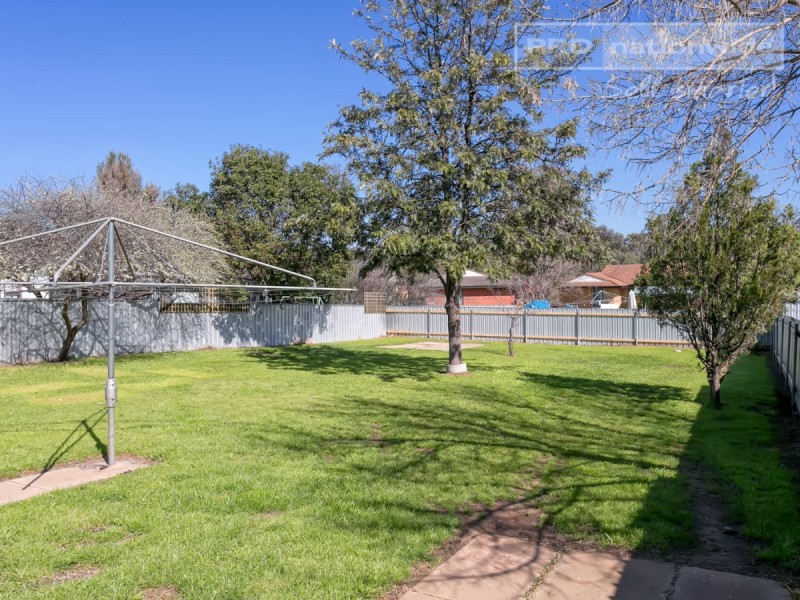 6 Callaghan Street, Ashmont NSW 2650