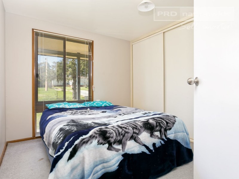 6 Callaghan Street, Ashmont NSW 2650