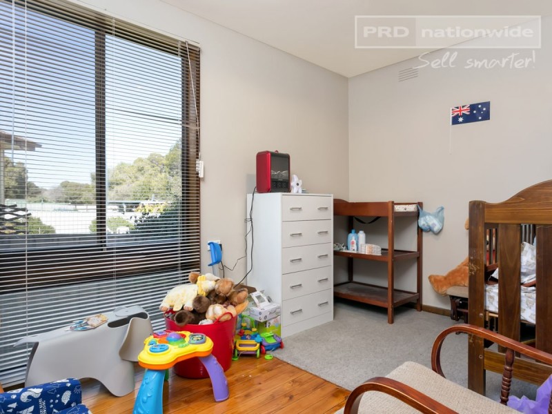 6 Callaghan Street, Ashmont NSW 2650