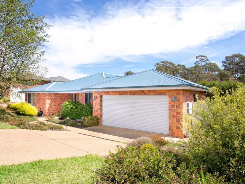 114 Kaloona Drive, Bourkelands NSW 2650