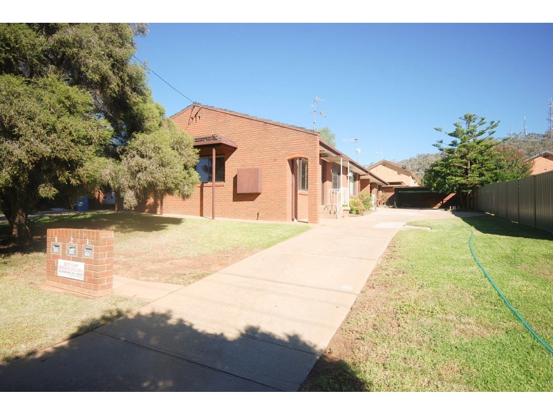 1/34 Keneally Street, Kooringal NSW 2650