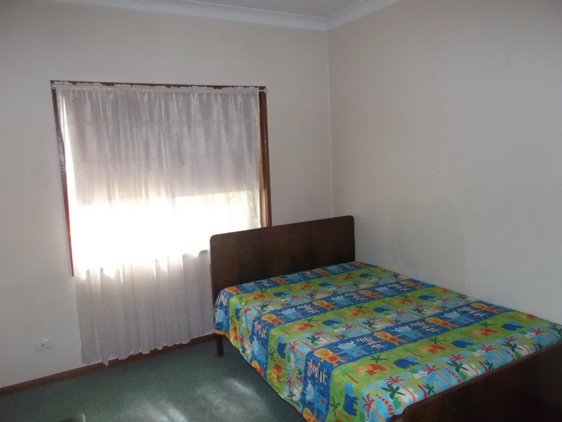 2/7 Edney Street, Kooringal NSW 2650