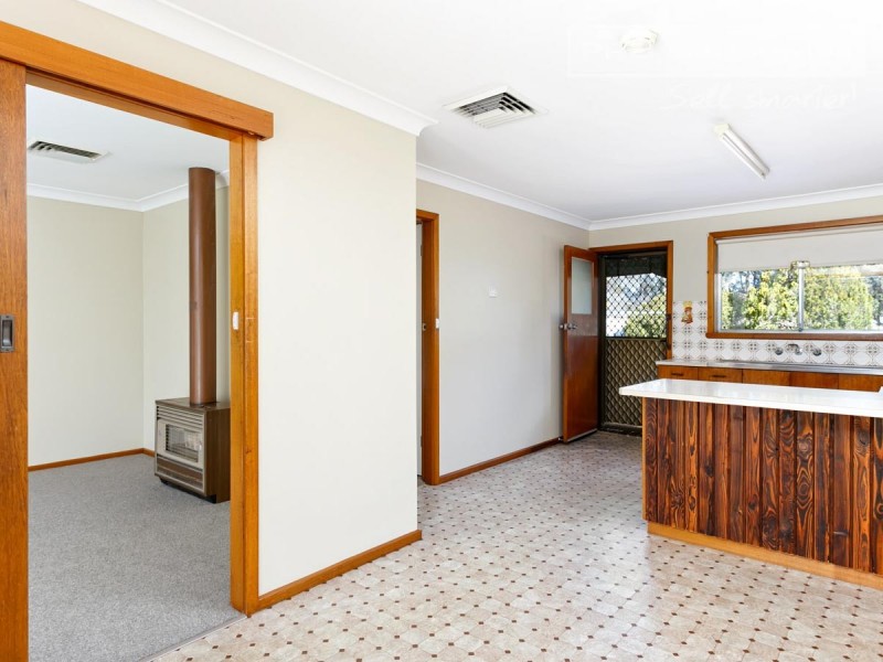 56 Maher Street, Tolland NSW 2650