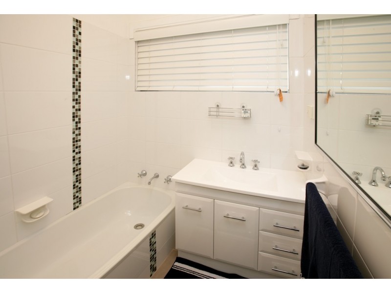 34 Tobruk Street, Ashmont NSW 2650