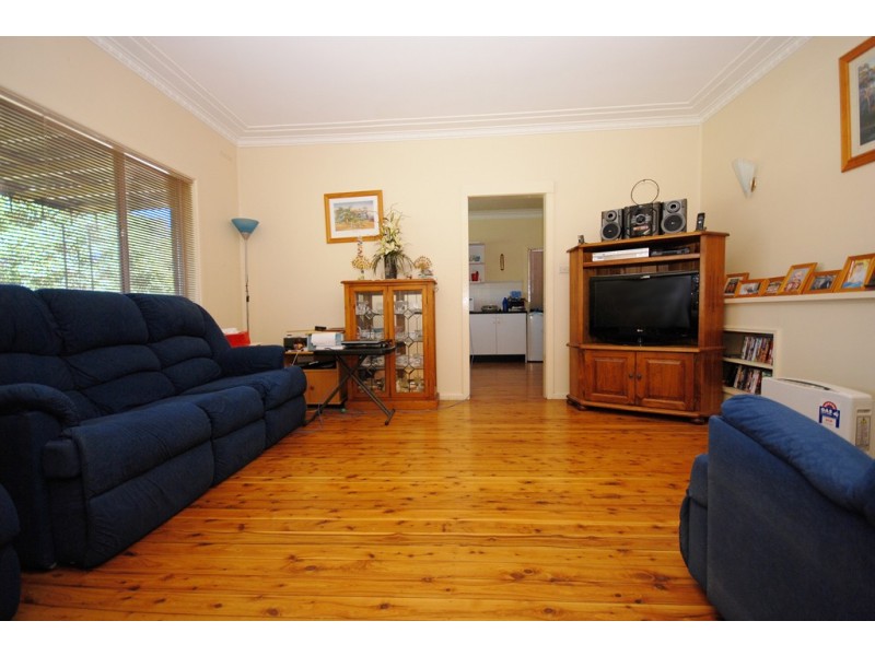 3 Berala Street, Kooringal NSW 2650