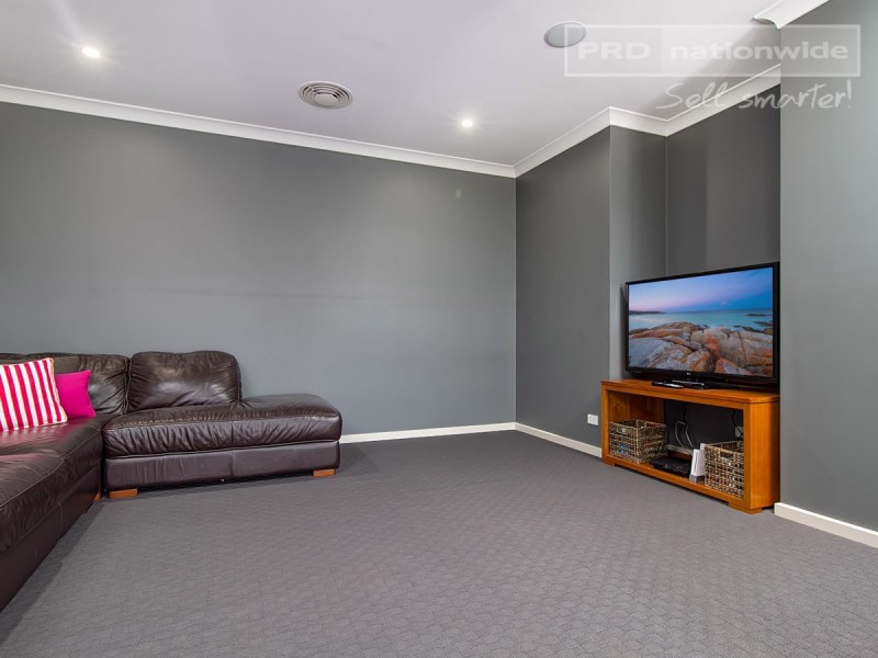 7 Kalmia Place, Springvale NSW 2650