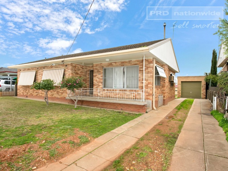24 MacArthur Street, Ashmont NSW 2650