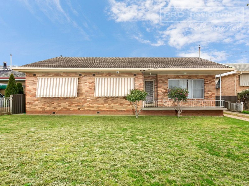 24 MacArthur Street, Ashmont NSW 2650