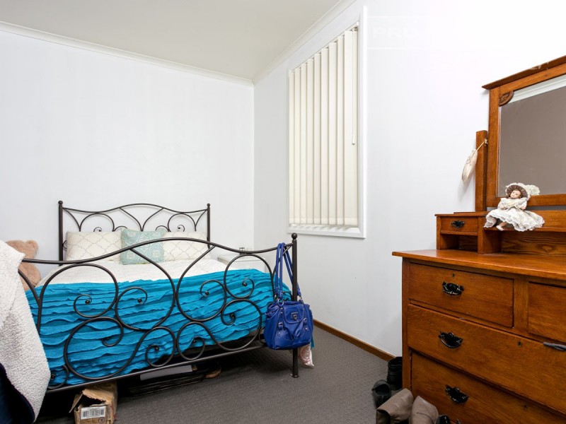 23 Phillip Avenue, Mount Austin NSW 2650