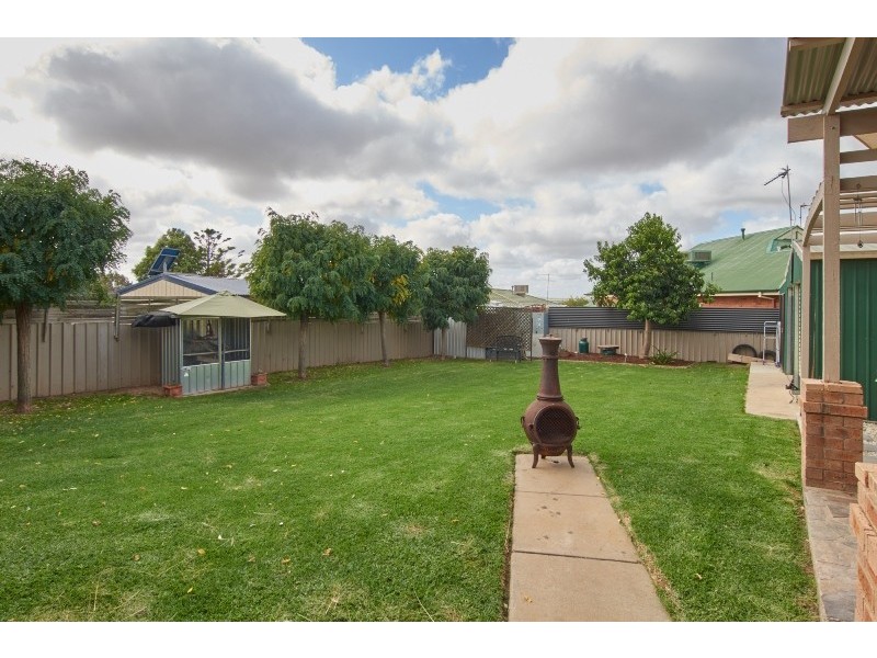 34 Gunn Drive, Estella NSW 2650