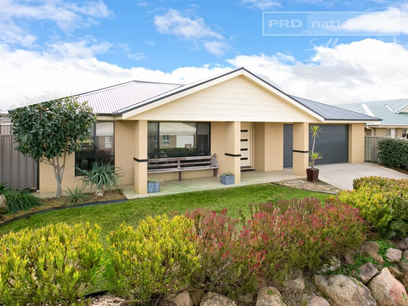 22 Mirrul Street, Glenfield Park NSW 2650