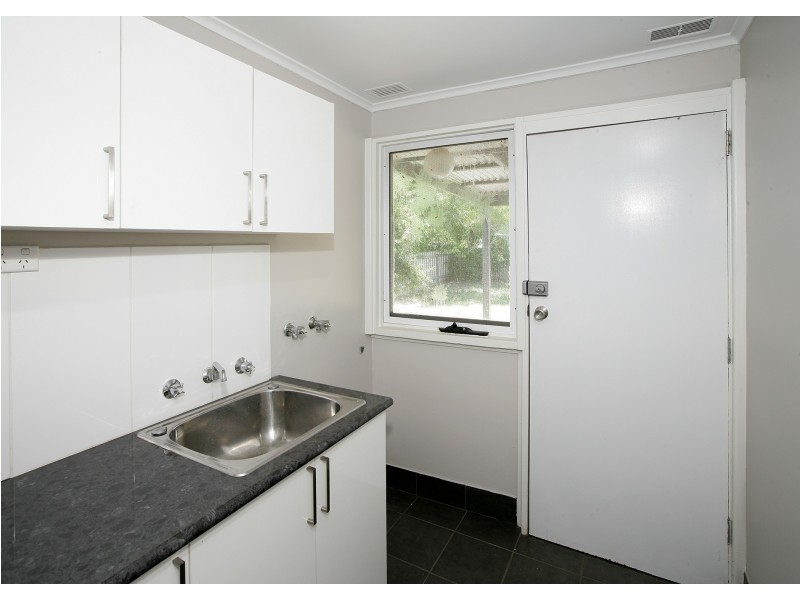 152 Raye Street, Tolland NSW 2650