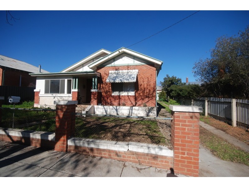 30 Gormly Avenue, Wagga Wagga NSW 2650