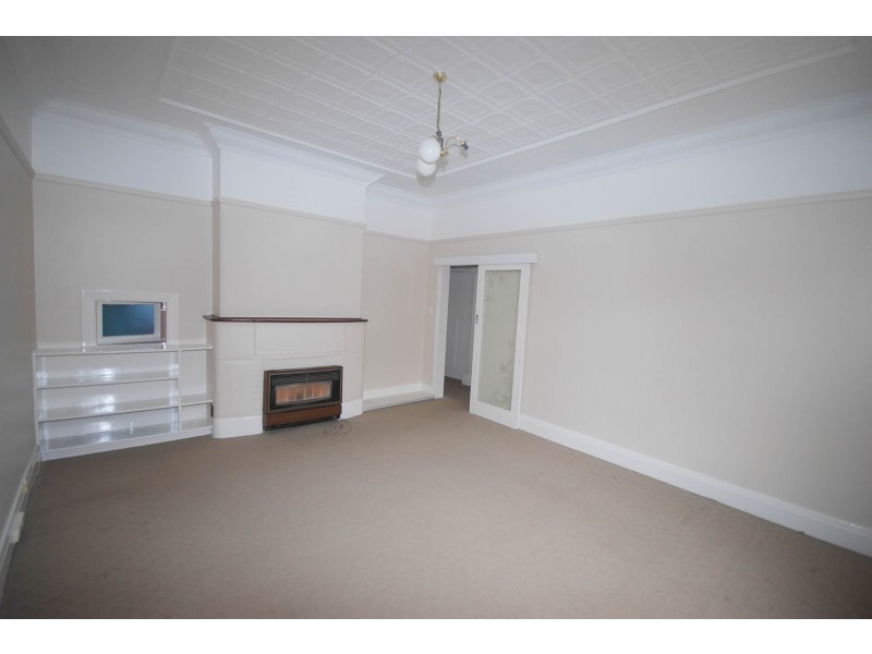 30 Gormly Avenue, Wagga Wagga NSW 2650