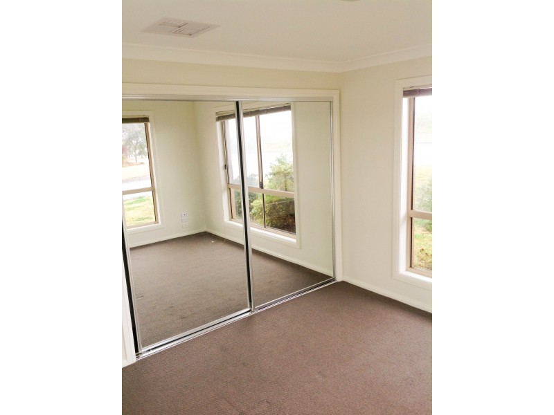 13 Ulandra Place, Estella NSW 2650