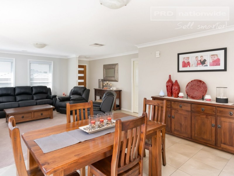 1/14 Willang Crescent, Glenfield Park NSW 2650