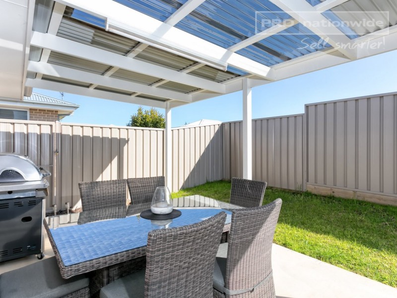 1/14 Willang Crescent, Glenfield Park NSW 2650