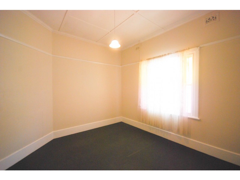 26A Tompson Street, Wagga Wagga NSW 2650