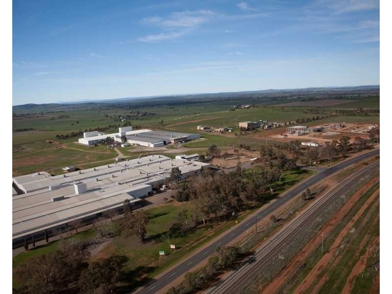 Shed A4 560 Byrnes Road, Bomen NSW 2650