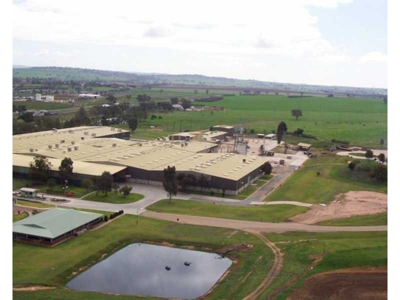 Shed A4 560 Byrnes Road, Bomen NSW 2650