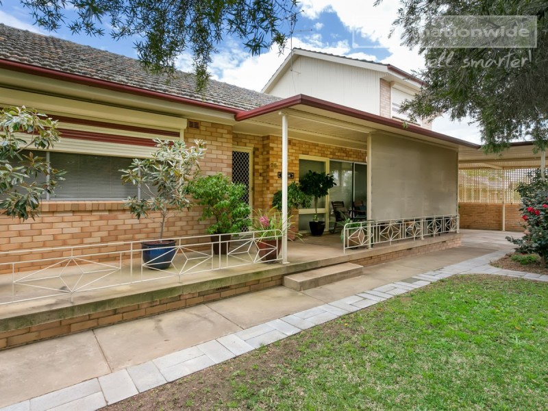 26 Raye Street, Tolland NSW 2650