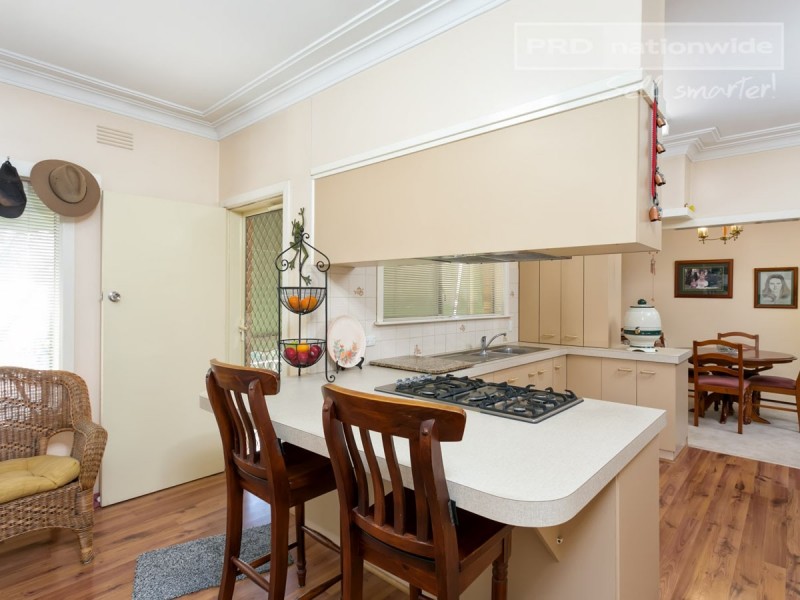 26 Raye Street, Tolland NSW 2650