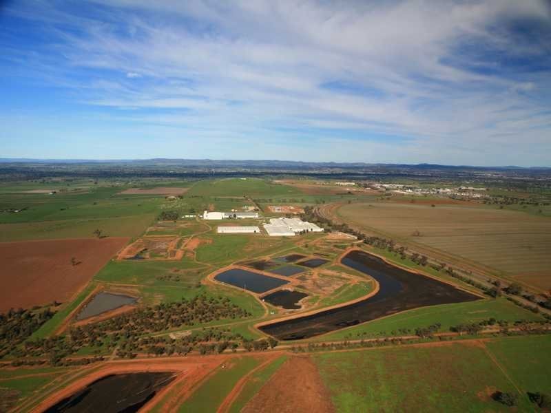 Shed A6 560 Byrnes Road, Bomen NSW 2650