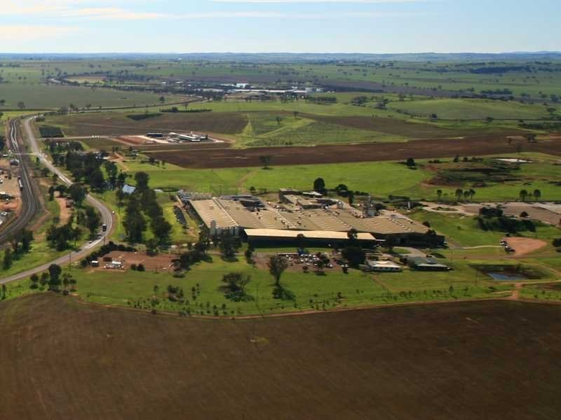 Shed A6 560 Byrnes Road, Bomen NSW 2650