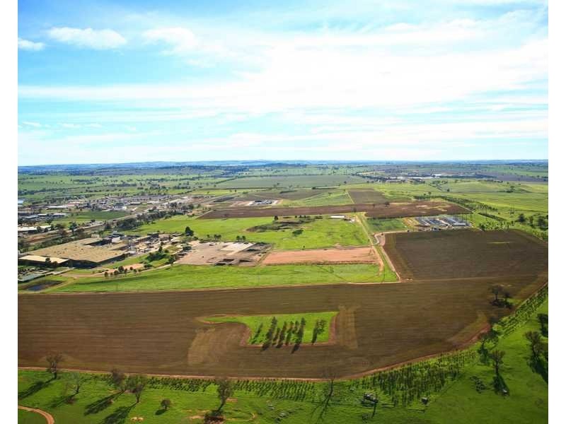Shed C3 560 Byrnes Road, Bomen NSW 2650