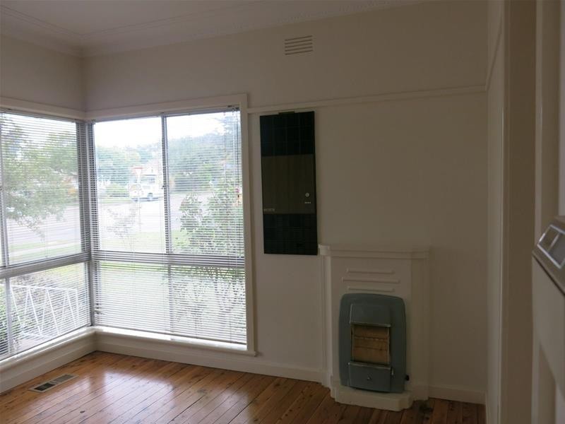 141 Grove Street, Kooringal NSW 2650