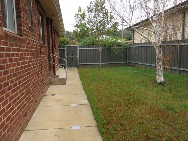 141 Grove Street, Kooringal NSW 2650