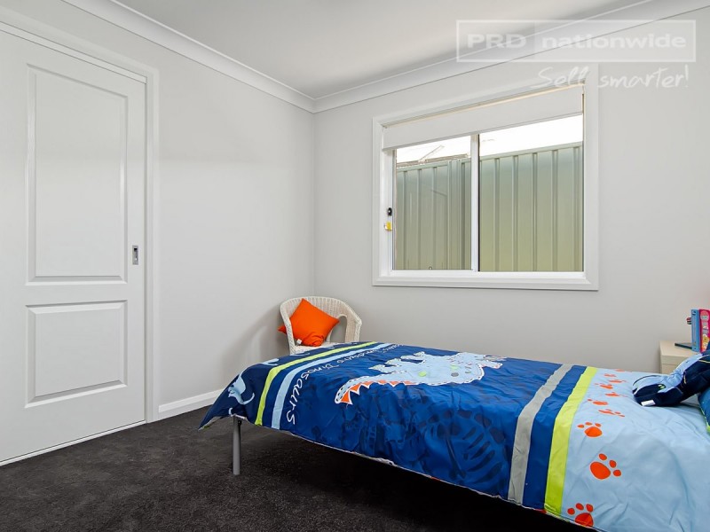 11 Tantoon Circuit, Forest Hill NSW 2651