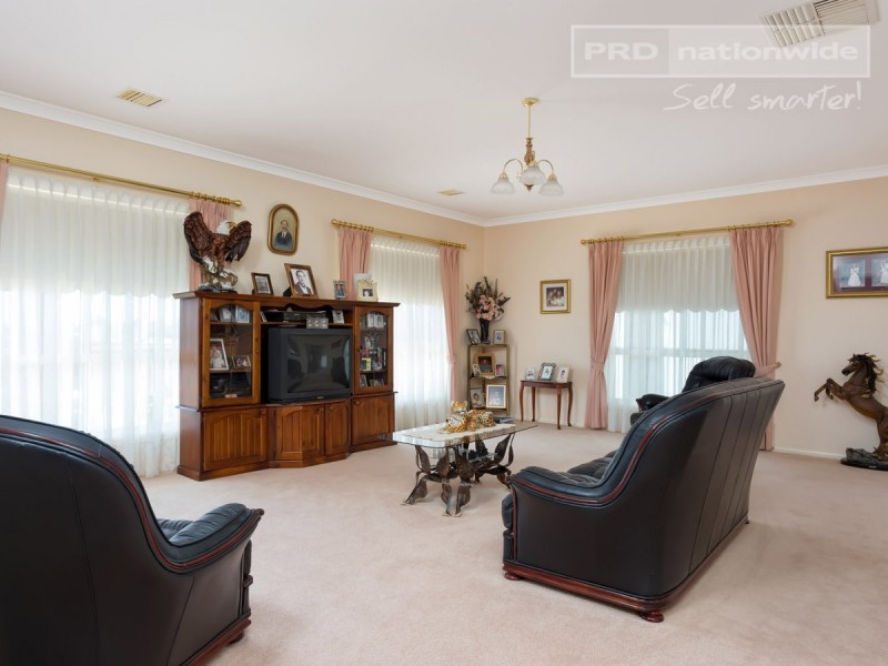 21 Kansas Drive, Tolland NSW 2650