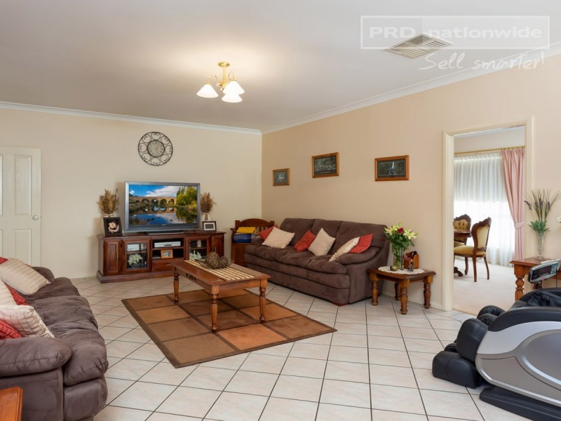 21 Kansas Drive, Tolland NSW 2650