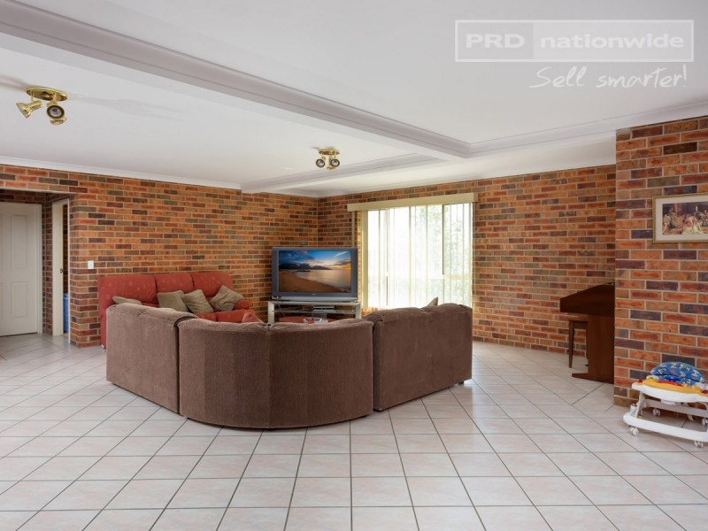 21 Kansas Drive, Tolland NSW 2650