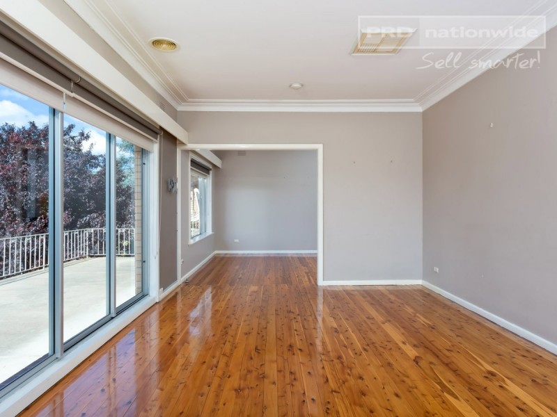 74 Meadow Street, Kooringal NSW 2650