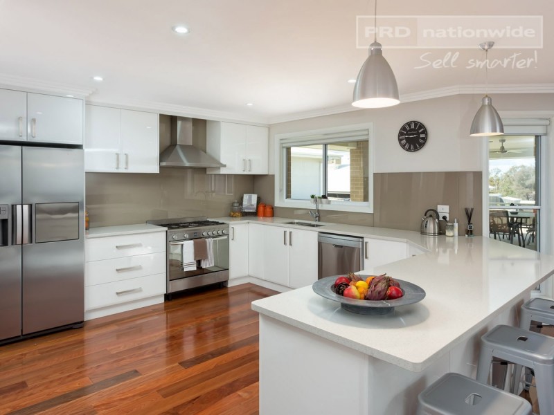 83 Stirling Boulevard, Tatton NSW 2650