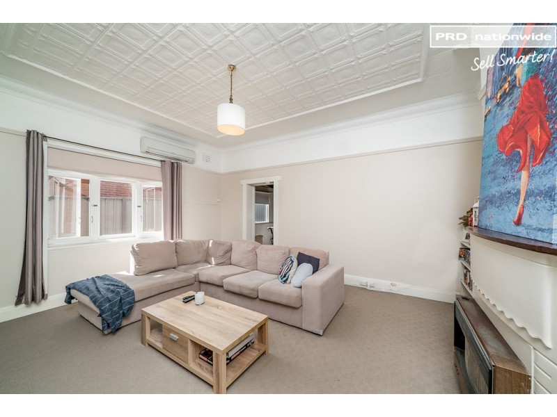 30 Gormly Avenue, Wagga Wagga NSW 2650