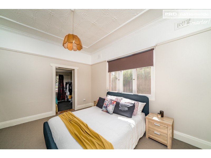 30 Gormly Avenue, Wagga Wagga NSW 2650