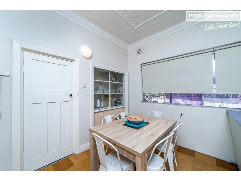 30 Gormly Avenue, Wagga Wagga NSW 2650