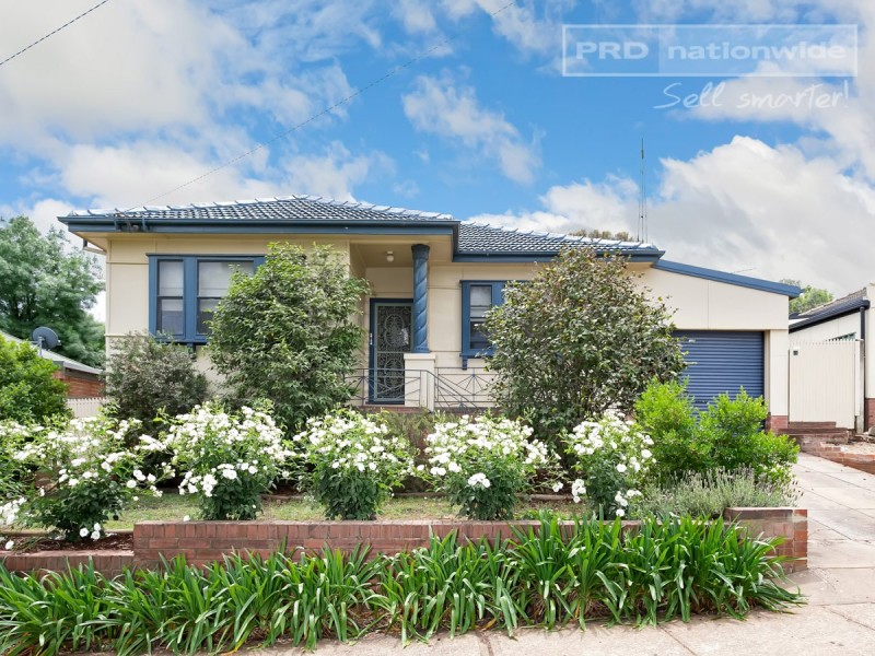 15 Urana Street, Turvey Park NSW 2650