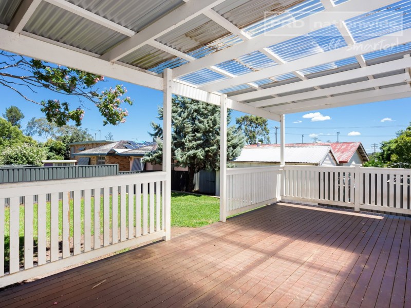 40 Wooden Street, Turvey Park NSW 2650