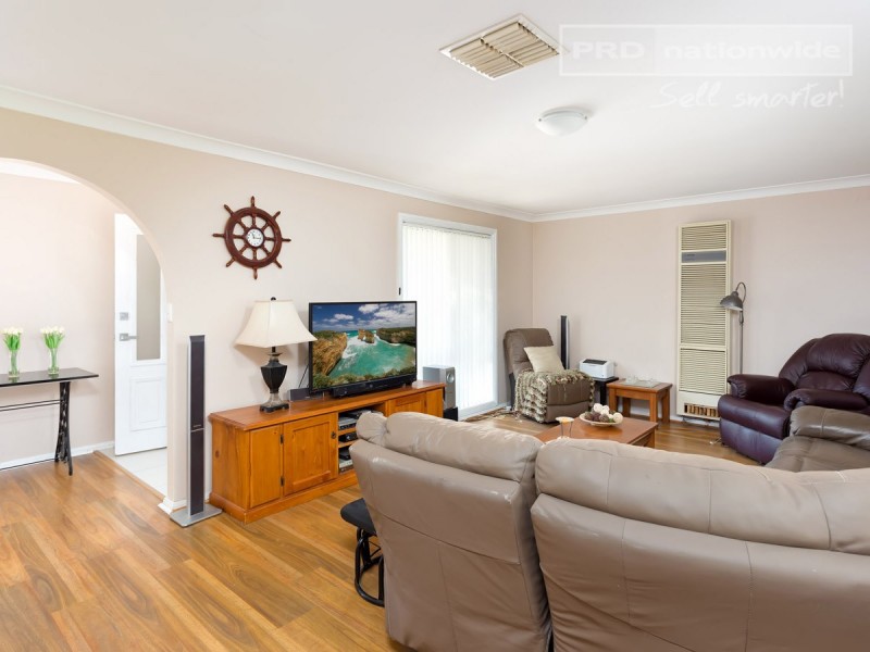 23 Eldershaw Drive, Forest Hill NSW 2651