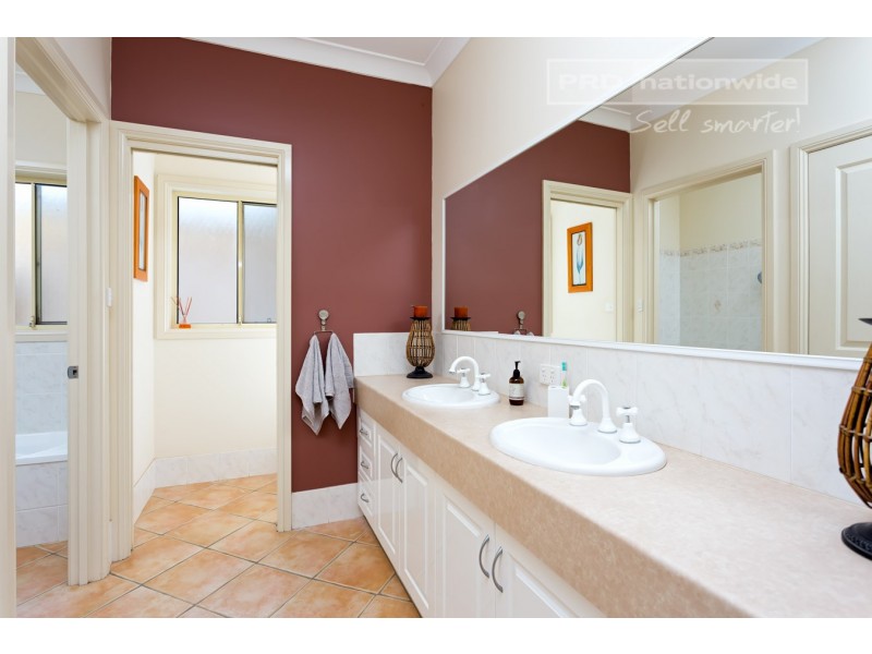 24 Lilli Pilli Place, Springvale NSW 2650