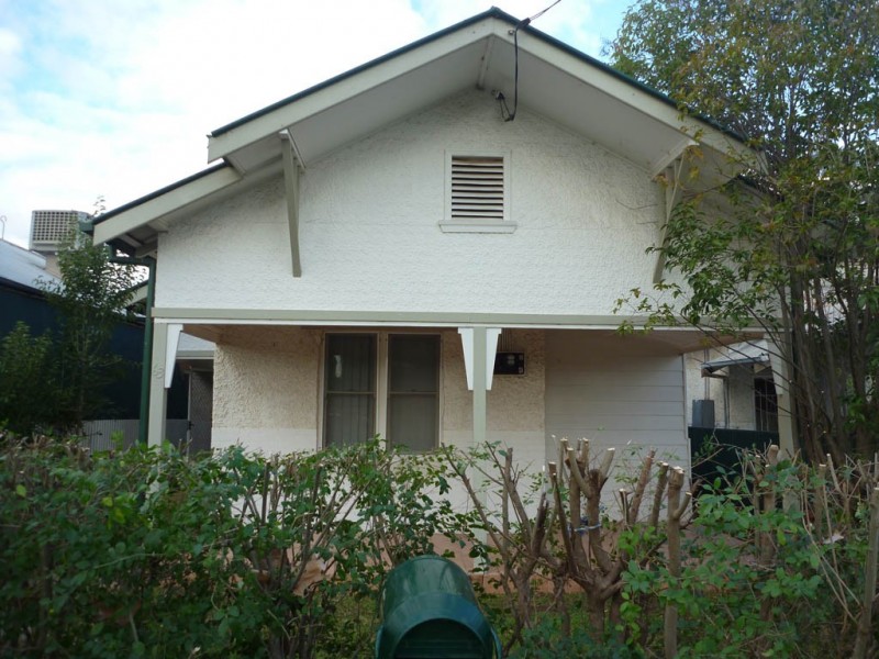 63 Fox Street, Wagga Wagga NSW 2650