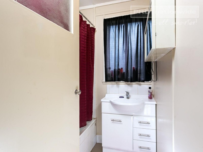 33 Blamey Street, Turvey Park NSW 2650